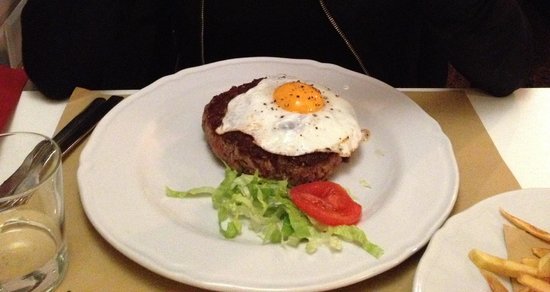 hamburger alla bismarck