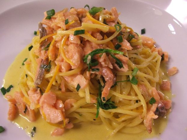 tagliolini al salmone affumicato