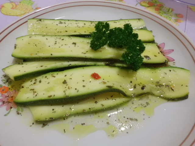 zucchine marinate
